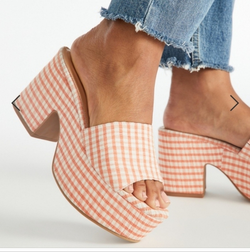 Just Fab Heeled Sandals NIB